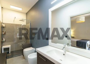 Bagno - Apartment Traversa A di via G. Martino
 
2, Taormina - photo 26