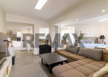 Soggiorno - Apartment Traversa A di via G. Martino
 
2, Taormina - photo 36