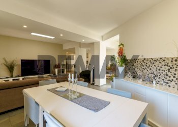 Sala da pranzo - Apartment Traversa A di via G. Martino
 
2, Taormina - photo 42