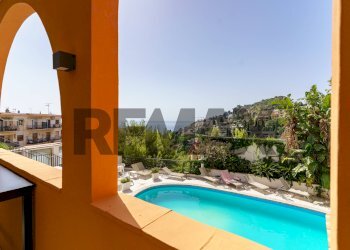 Piscina - Apartment Traversa A di via G. Martino
 
2, Taormina - photo 44