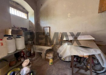 Dispensa di stoccaggio - Casa indipendente via Carmine
 
57, Buscemi - foto 20