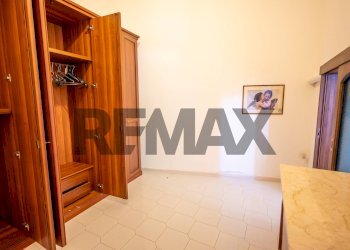 Camera / camera da letto - Trilocale Via Cagli Corrado
 
4, Taormina - foto 12