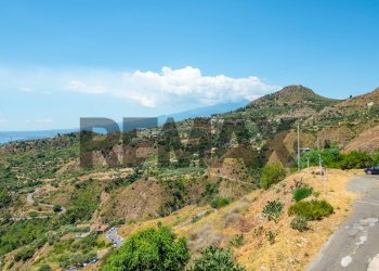 Vista delle montagne - Trilocale Via Cagli Corrado
 
4, Taormina - foto 29