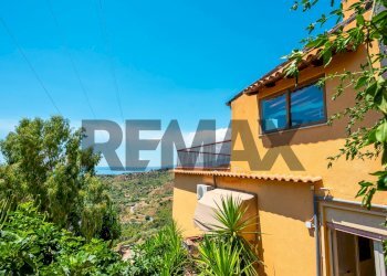 Casa all\'aperto - Trilocale Via Cagli Corrado
 
4, Taormina - foto 30