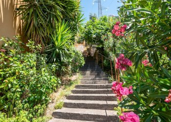 Giardino - Trilocale Via Cagli Corrado
 
4, Taormina - foto 39