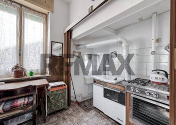 Cucina - Semi-detached house Via Umberto I
 
57, Palestro - photo 5