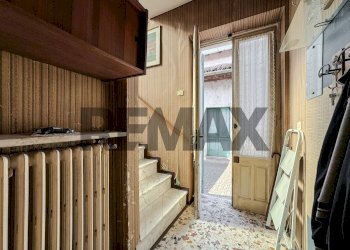 Scale - Semi-detached house Via Umberto I
 
57, Palestro - photo 10