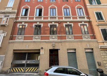 Edificio all\'aperto - Terreno non edificabile via petronio
7, Trieste - foto 1