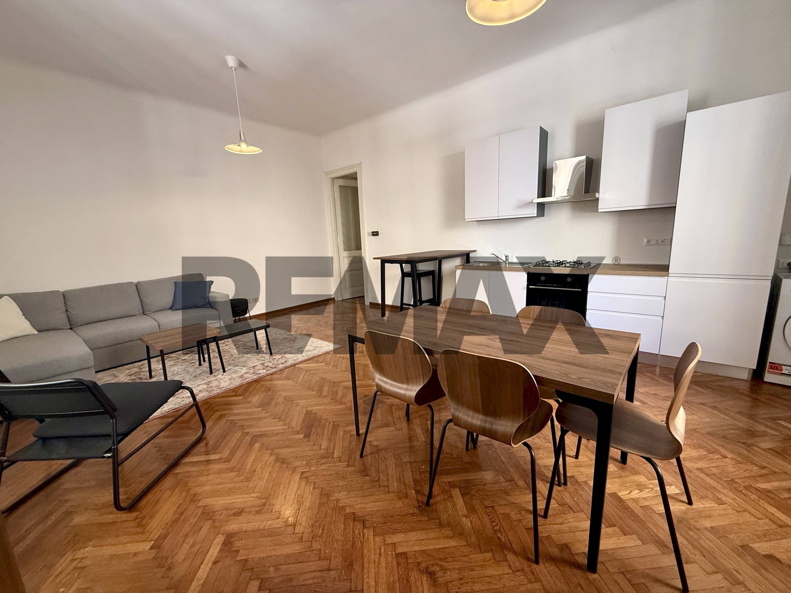 Sala da pranzo - Trilocale via parini
 
5, Trieste - foto 3