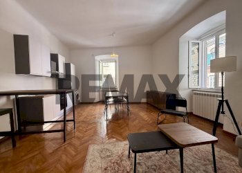 Sala da pranzo - Trilocale via parini
 
5, Trieste - foto 2
