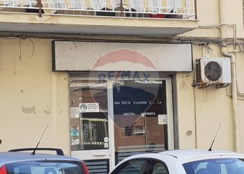 Edificio all\'aperto - Locale Commerciale VIA PIETRO NOVELLI
4/D, Siracusa - foto 4