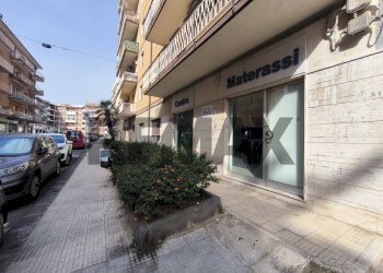 Edificio all\'aperto - Locale Commerciale Via Senatore Avvocato Edoardo Di Giovanni
47/49, Siracusa - foto 14