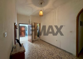 Stanza vuota - Appartamento via san martino della battaglia
 
86, Priolo Gargallo - foto 2