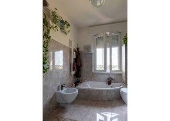 Four-room apartment Cornate d'Adda - photo 11