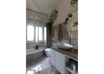 Four-room apartment Cornate d'Adda - photo 12
