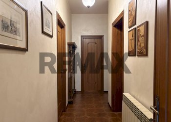 Hall / corridoio - Villa VIA  FILONE
 
2, Sovere - foto 16