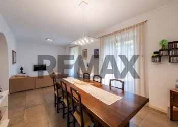 Sala da pranzo - Villa a Schiera Via Monte San Michele
 
3, Dalmine - foto 3
