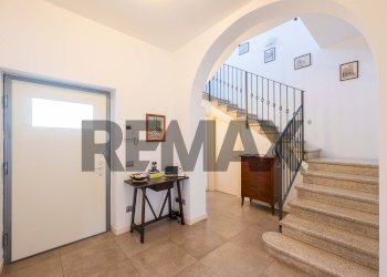 Scale - Villa a Schiera Via Monte San Michele
 
3, Dalmine - foto 7