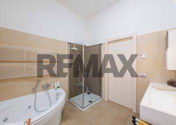 Bagno - Villa a Schiera Via Monte San Michele
 
3, Dalmine - foto 12