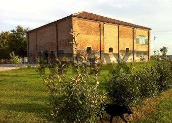 Edificio all\'aperto - Casa indipendente prondolo
 
91, Portomaggiore - foto 2