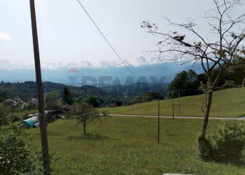 Vista delle montagne - Casa semi indipendente Via Bossana
 
12, Cesiomaggiore - foto 6