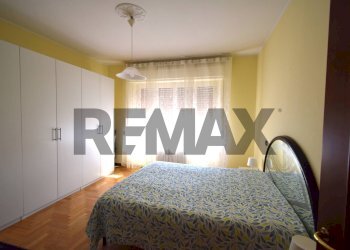 Camera / camera da letto - Three-room apartment strada Qualatico
 
6, Collecchio - photo 4