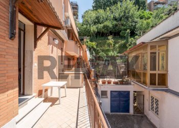 Balcone - Bilocale Via Del Risaro
119/B, Roma - foto 21