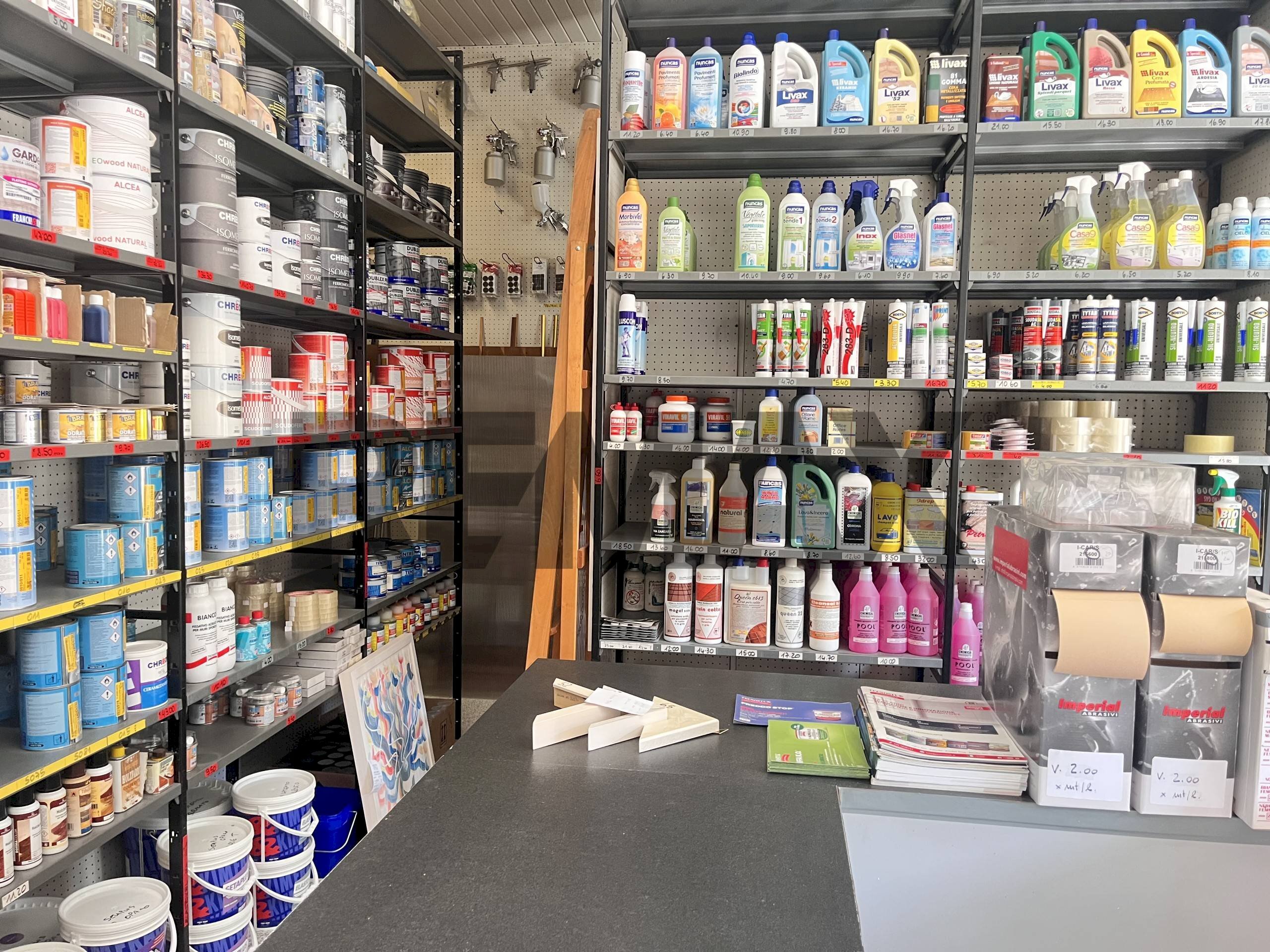 Dispensa di stoccaggio - Shop Via Magenta
22, Busto Arsizio - photo 3