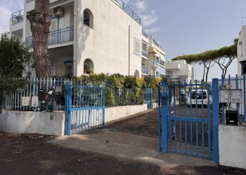 Edificio all\'aperto - Trilocale via vittorio veneto
 
88, Santa Marinella - foto 1