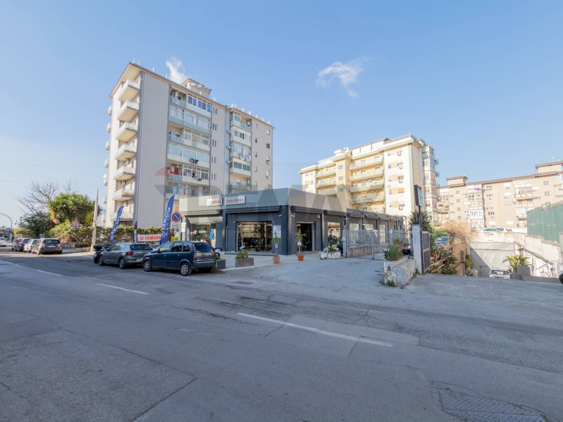 Edificio all\'aperto - Four-room apartment Via San Lorenzo
 
273L, Palermo - photo 1