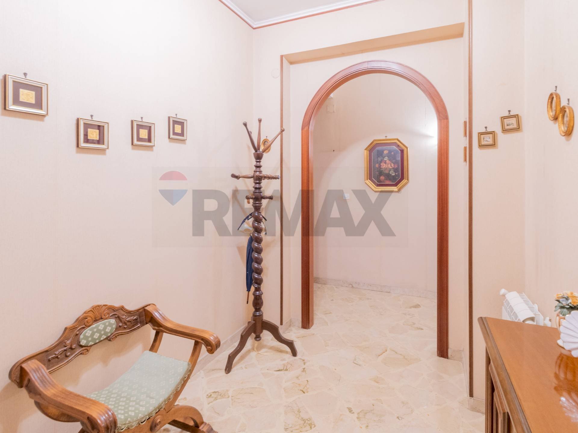 Hall / corridoio - Four-room apartment Via San Lorenzo
273L, Palermo - photo 2