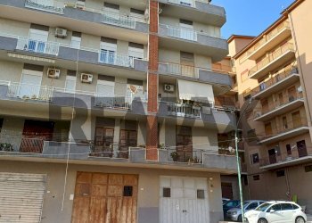 Edificio all\'aperto - Appartamento Via Pier Santi Mattarella
 
74, Favara - foto 1