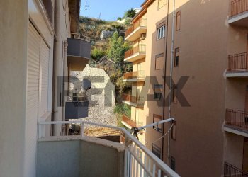 Balcone - Appartamento Via Pier Santi Mattarella
 
74, Favara - foto 31