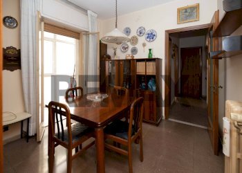 Sala da pranzo - Appartamento Viale Medaglie d'Oro
 
49, Modica - foto 7