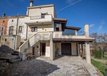Casa all\'aperto - Casa indipendente Località San Domenico
 
86, Guardiagrele - foto 1