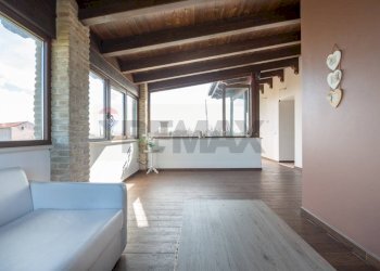 Soggiorno - Casa indipendente Località San Domenico
 
86, Guardiagrele - foto 4