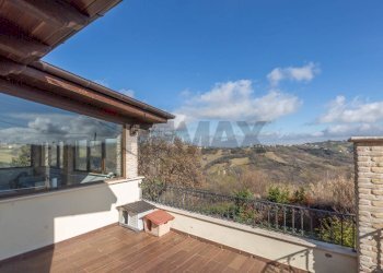 Terrazza - Casa indipendente Località San Domenico
 
86, Guardiagrele - foto 7