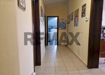 Hall / corridoio - Casa indipendente VIALE DEI PINI
 
73, Collecorvino - foto 19