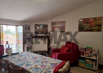 Sala da pranzo - Casa indipendente VIALE DEI PINI
 
73, Collecorvino - foto 23