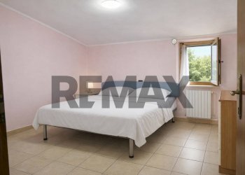 Camera / camera da letto - Casa indipendente VIALE DEI PINI
 
73, Collecorvino - foto 26