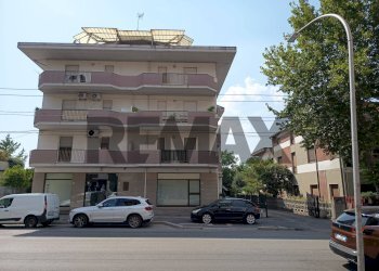 Edificio all\'aperto - Box Viale Benedetto Croce
 
207/D, Chieti - photo 14