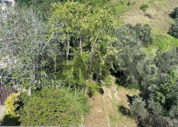 Giardino - Terreno agricolo via gramsci
11, Chieti - foto 1
