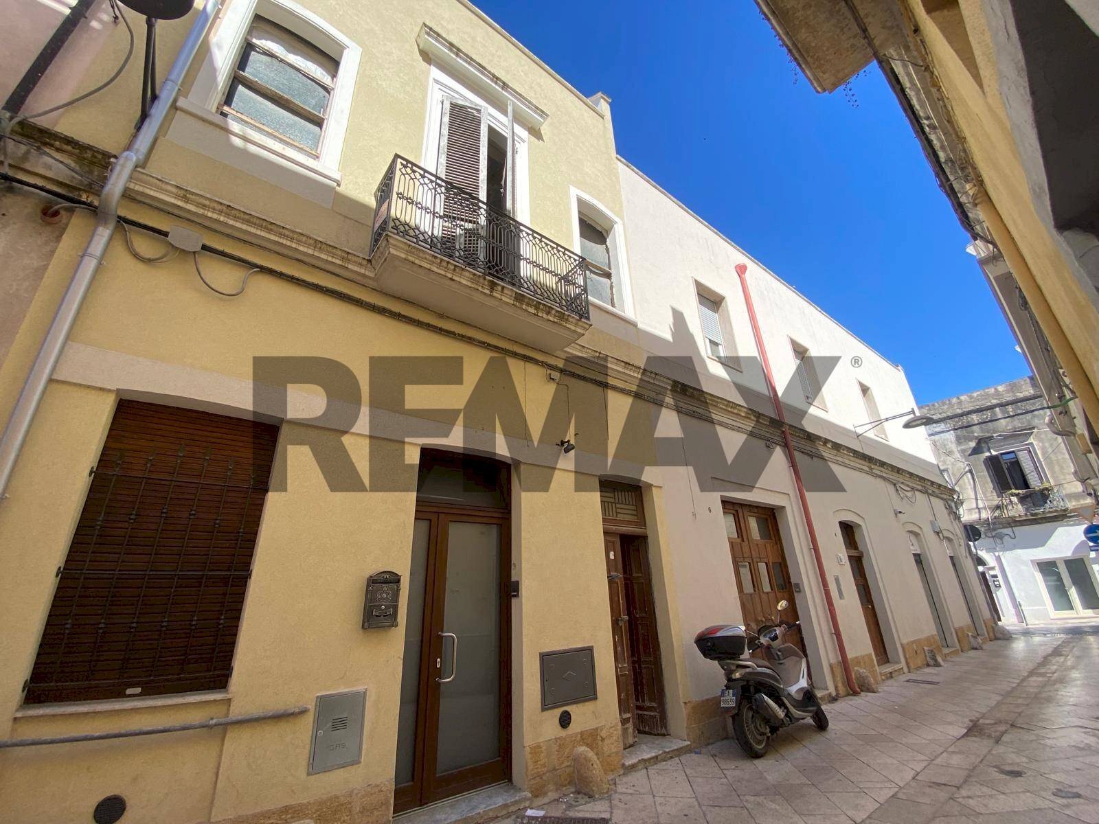 Edificio all\'aperto - Semi-detached house Via Passante
 
10, Brindisi - photo 1