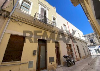 Edificio all\'aperto - Semi-detached house Via Passante
 
10, Brindisi - photo 1