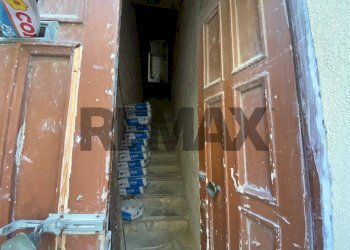 Scale - Semi-detached house Via Passante
 
10, Brindisi - photo 2