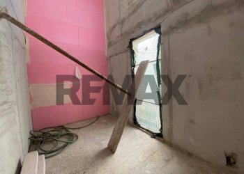 Scale - Semi-detached house Via Passante
 
10, Brindisi - photo 6