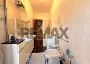 Bagno - Two-room apartment Via Francesco Baracca
 
8, San Giuliano Milanese - photo 15