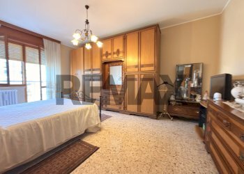 Camera / camera da letto - Two-room apartment Via Francesco Baracca
 
8, San Giuliano Milanese - photo 17