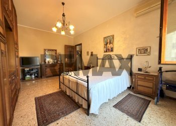Camera / camera da letto - Two-room apartment Via Francesco Baracca
 
8, San Giuliano Milanese - photo 21
