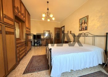 Camera / camera da letto - Two-room apartment Via Francesco Baracca
 
8, San Giuliano Milanese - photo 22
